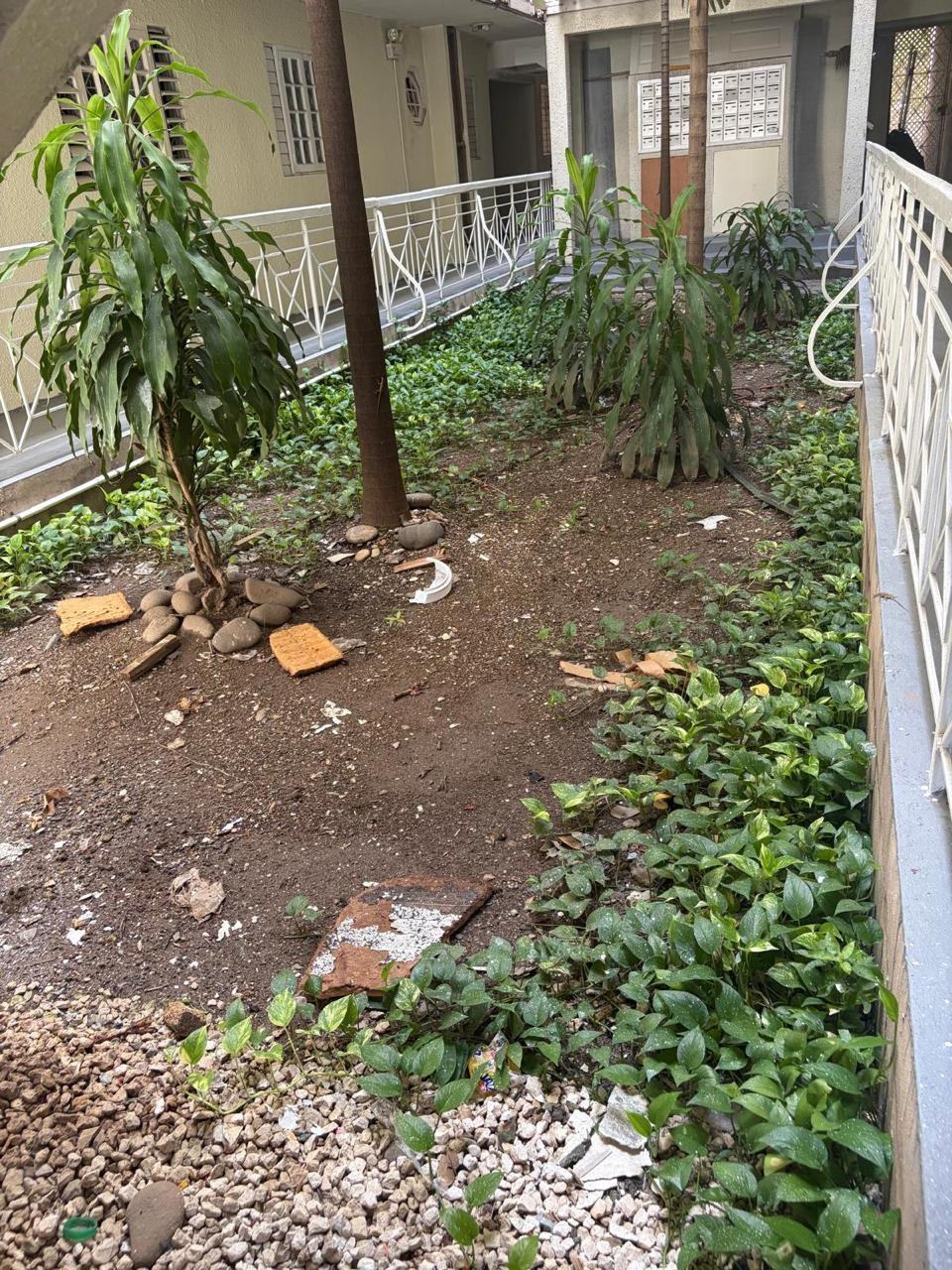 Fifth image of Apt. 8-144 1/2 Oakland Complex, Con in Kingston 8, St. Andrew, Jamaica - property is For Sale