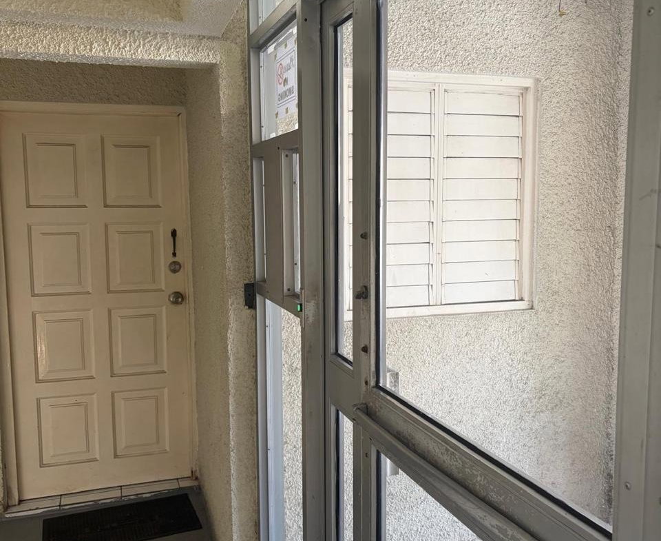 Sixth image of Apt. 8-144 1/2 Oakland Complex, Con in Kingston 8, St. Andrew, Jamaica - property is For Sale