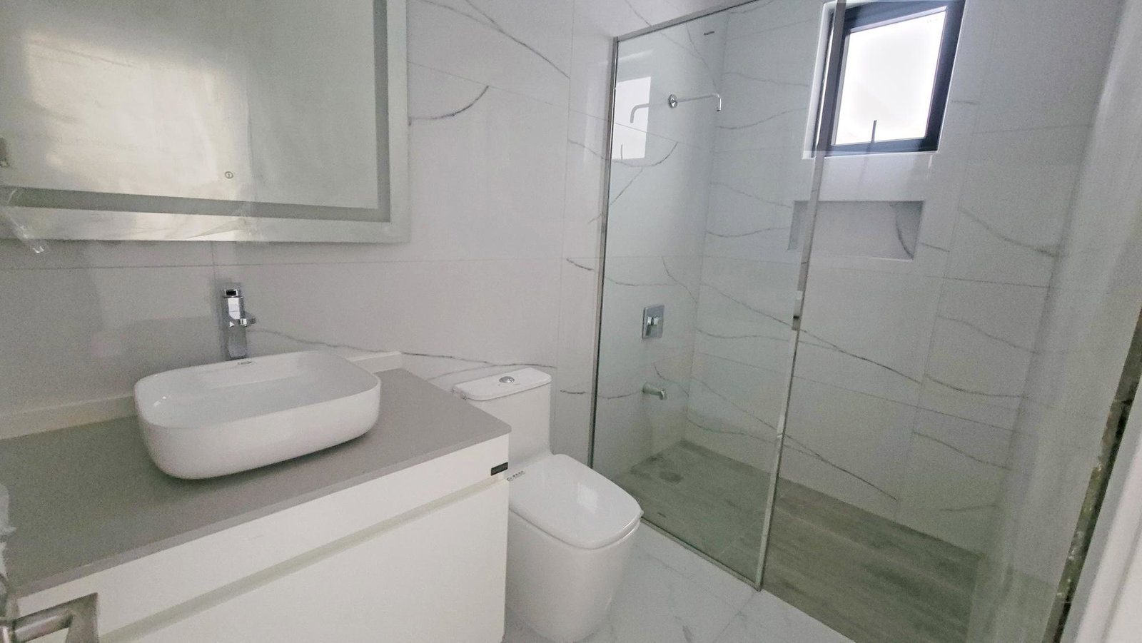 Modern-2-Bedroom-Apartment-for-Sale-on-Border-Avenue-St.-Andrew-Jamaica Eleventh image of 4-27 Border Avenue in Kingston 19, St. Andrew, Jamaica - property is For Sale