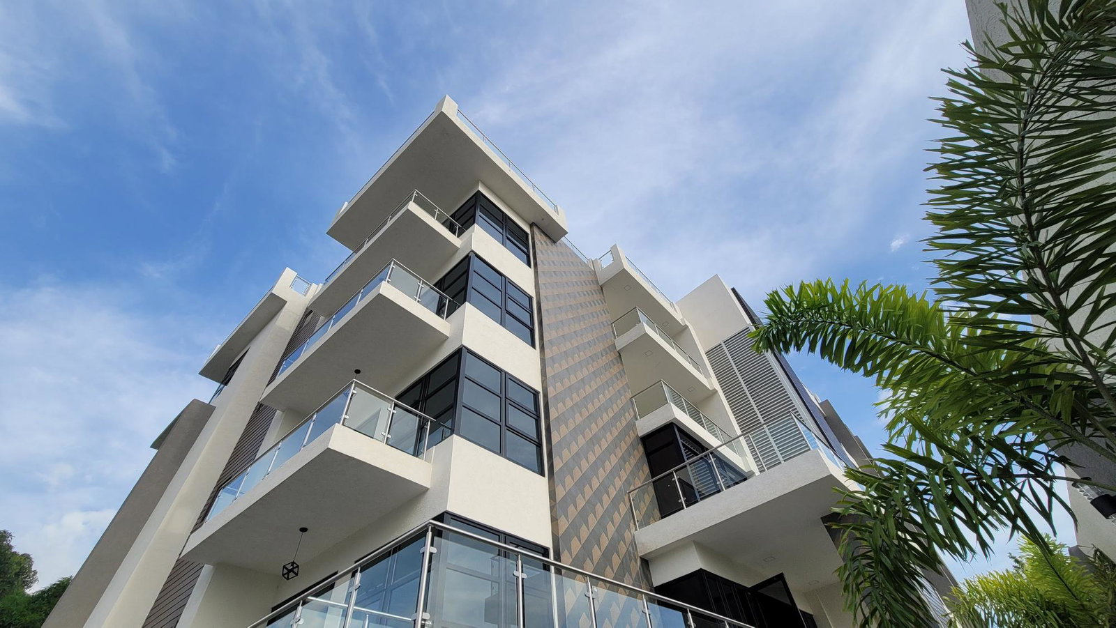 Modern-2-Bedroom-Apartment-for-Sale-on-Border-Avenue-St.-Andrew-Jamaica Eighteenth image of 4-27 Border Avenue in Kingston 19, St. Andrew, Jamaica - property is For Sale