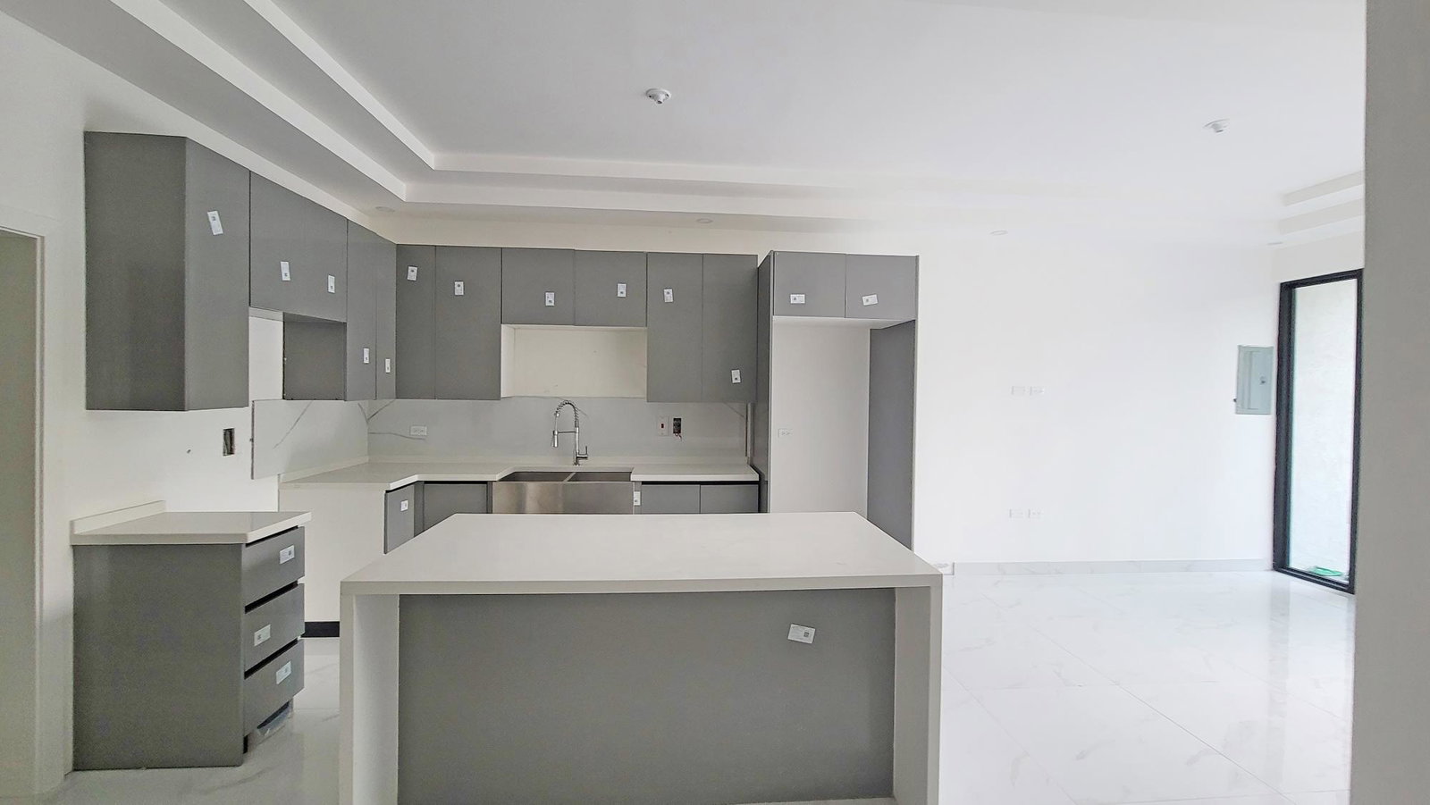 Modern-2-Bedroom-Apartment-for-Sale-on-Border-Avenue-St.-Andrew-Jamaica Seventh image of 4-27 Border Avenue in Kingston 19, St. Andrew, Jamaica - property is For Sale