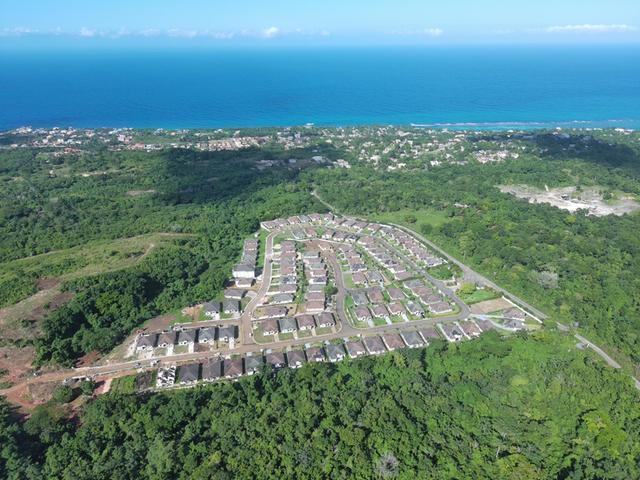 Second image of Gates of Edgehill in Boscobel, St. Mary, Jamaica - property is For Rent