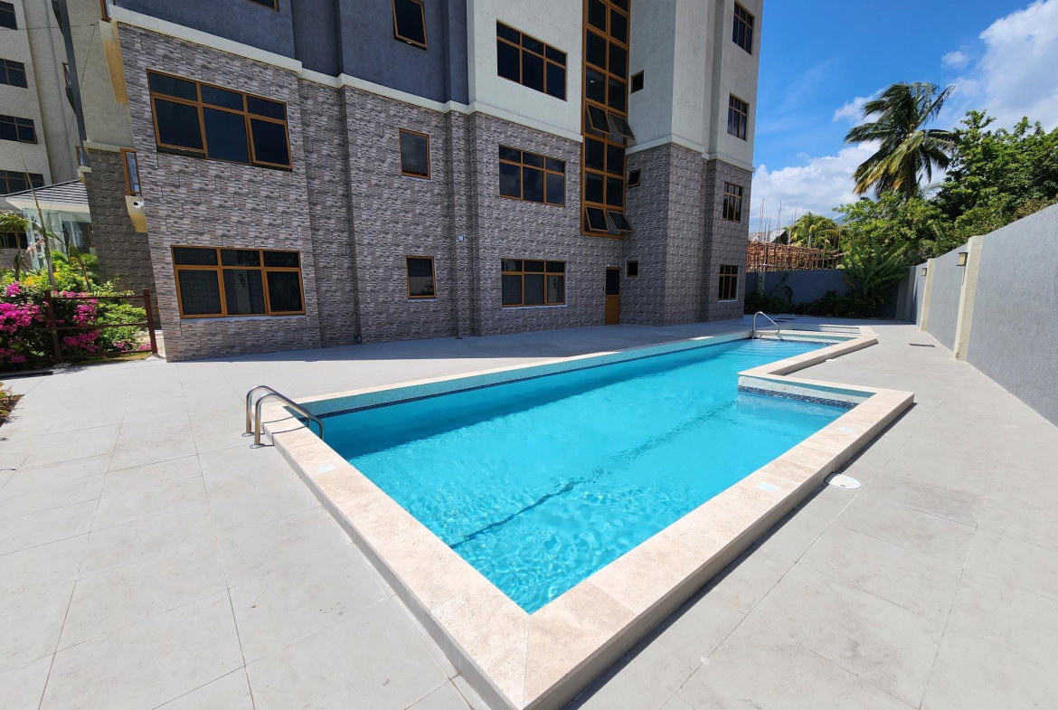 Thirtieth image of 302-30 Wellington Drive in Kingston 6, St. Andrew, Jamaica - property is For Rent