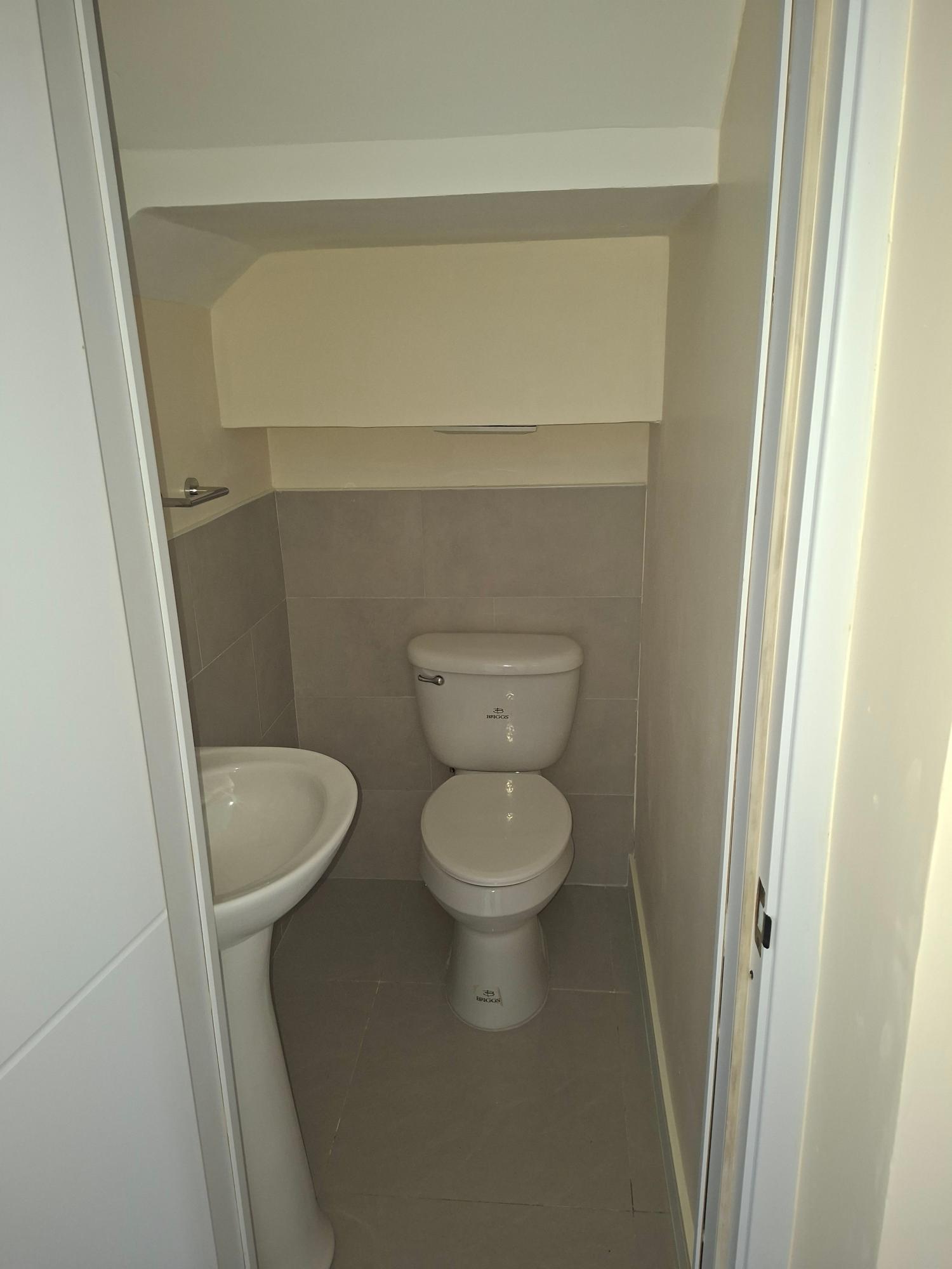 Seventh image of 34 Chester Creek in Greater Portmore, St. Catherine, Jamaica - property is For Rent