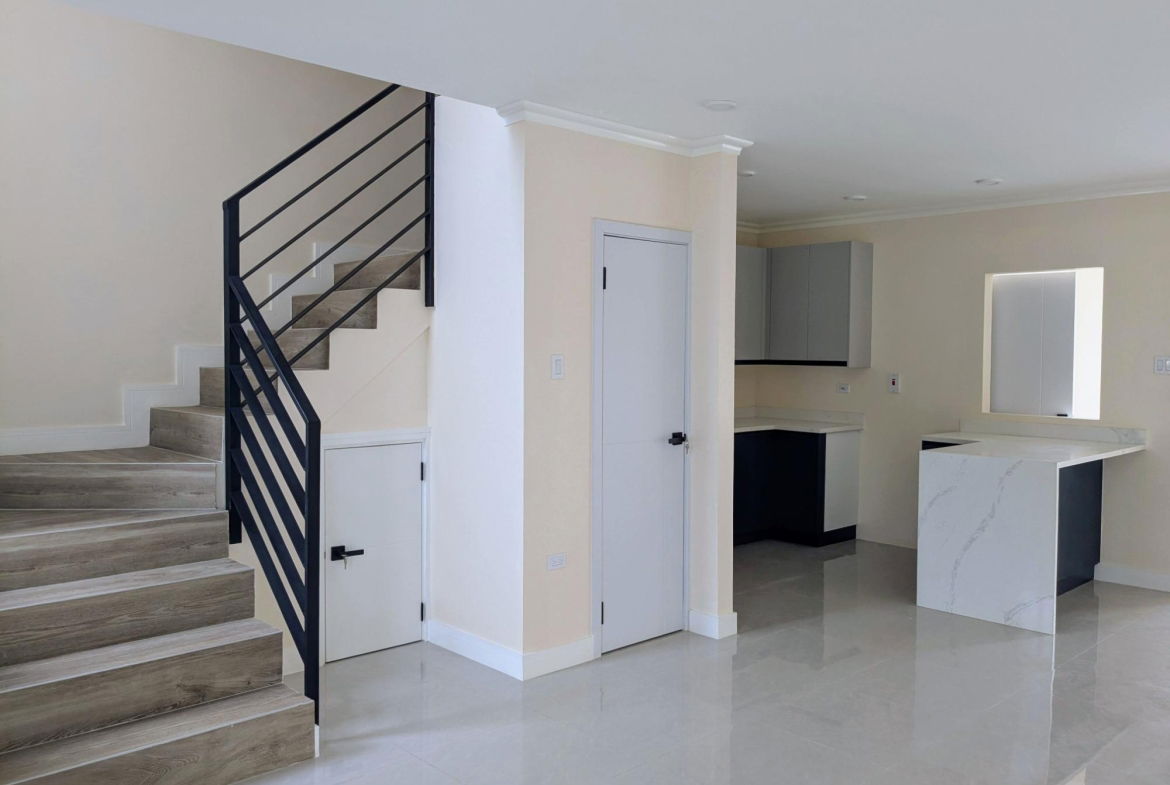 Eighth image of Chester Creek in Greater Portmore, St. Catherine, Jamaica - property is For Rent