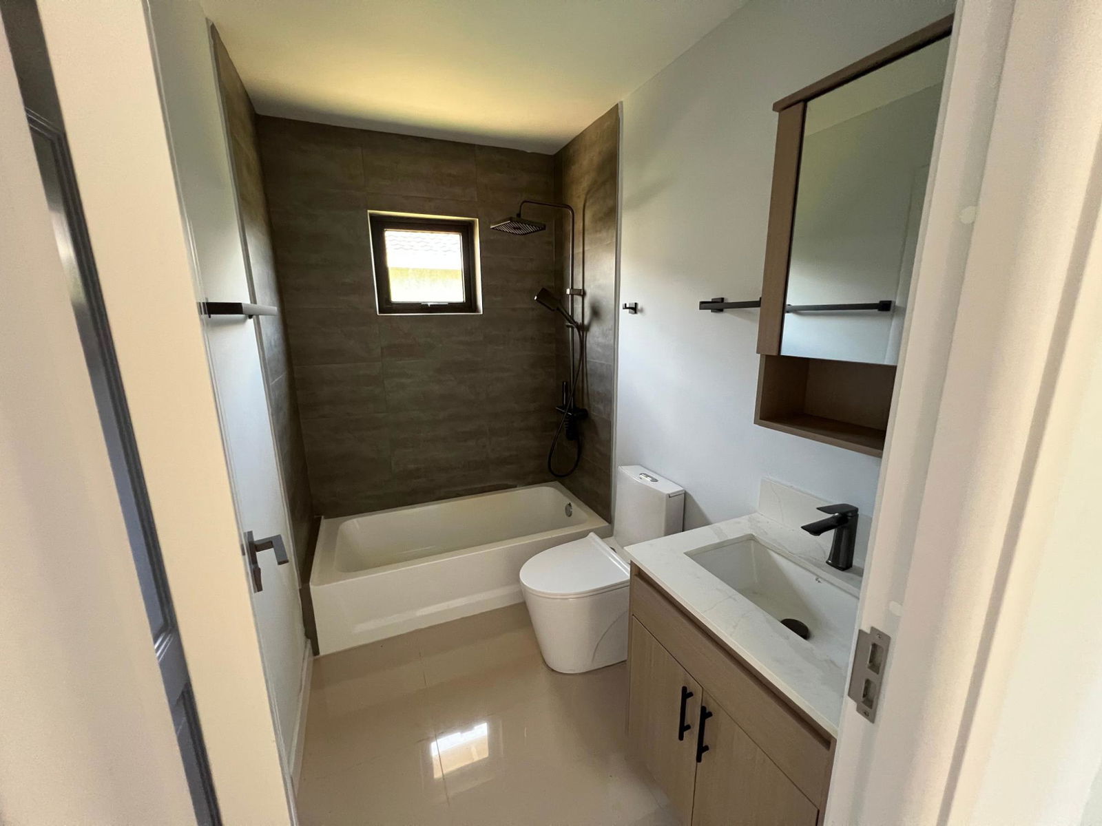 Eighth image of Lot-493 Oak Estate in Portmore Mall, St. Catherine, Jamaica - property is For Rent