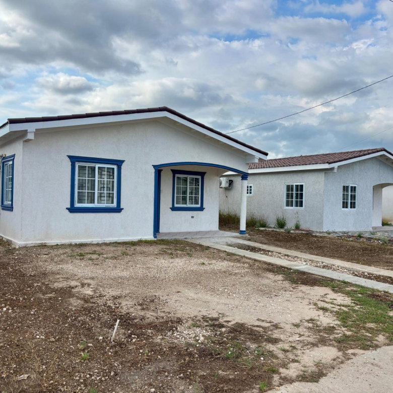 First image of 58 Royal Pines in Portmore Pines, St. Catherine, Jamaica - property is For Rent
