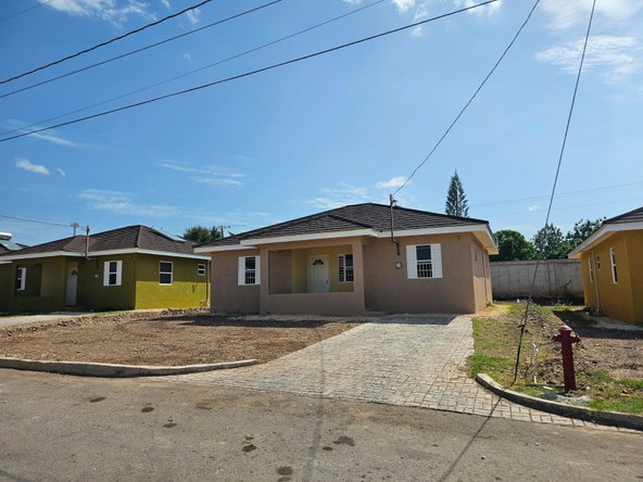 Eighth image of 316 Colbeck Manor in Old Harbour, St. Catherine, Jamaica - property is For Rent