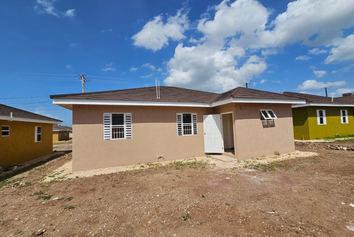 Tenth image of 316 Colbeck Manor in Old Harbour, St. Catherine, Jamaica - property is For Rent