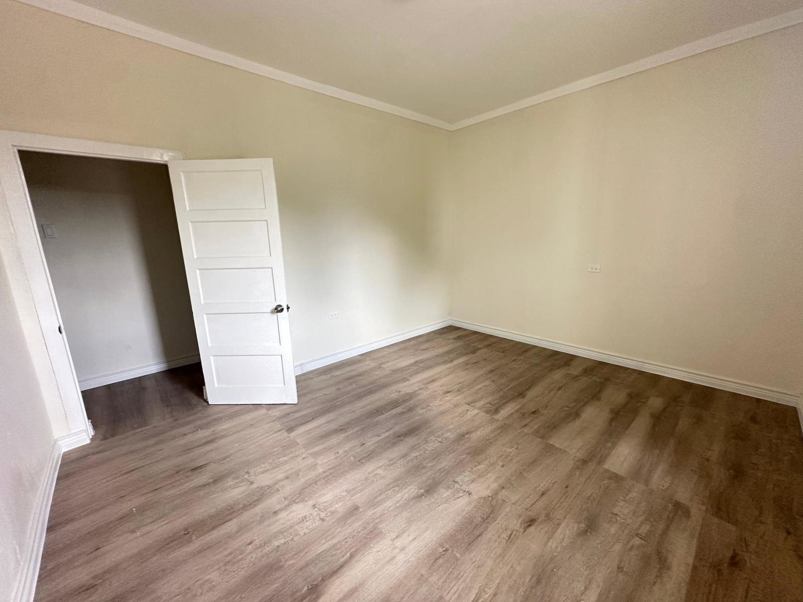 Eighteenth image of 7 Tucker Avenue, Kingston 6 in Kingston 6, St. Andrew, Jamaica - property is For Rent