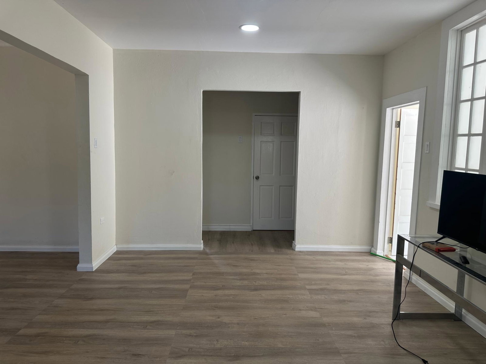 Third image of 7 Tucker Avenue, Kingston 6 in Kingston 6, St. Andrew, Jamaica - property is For Rent