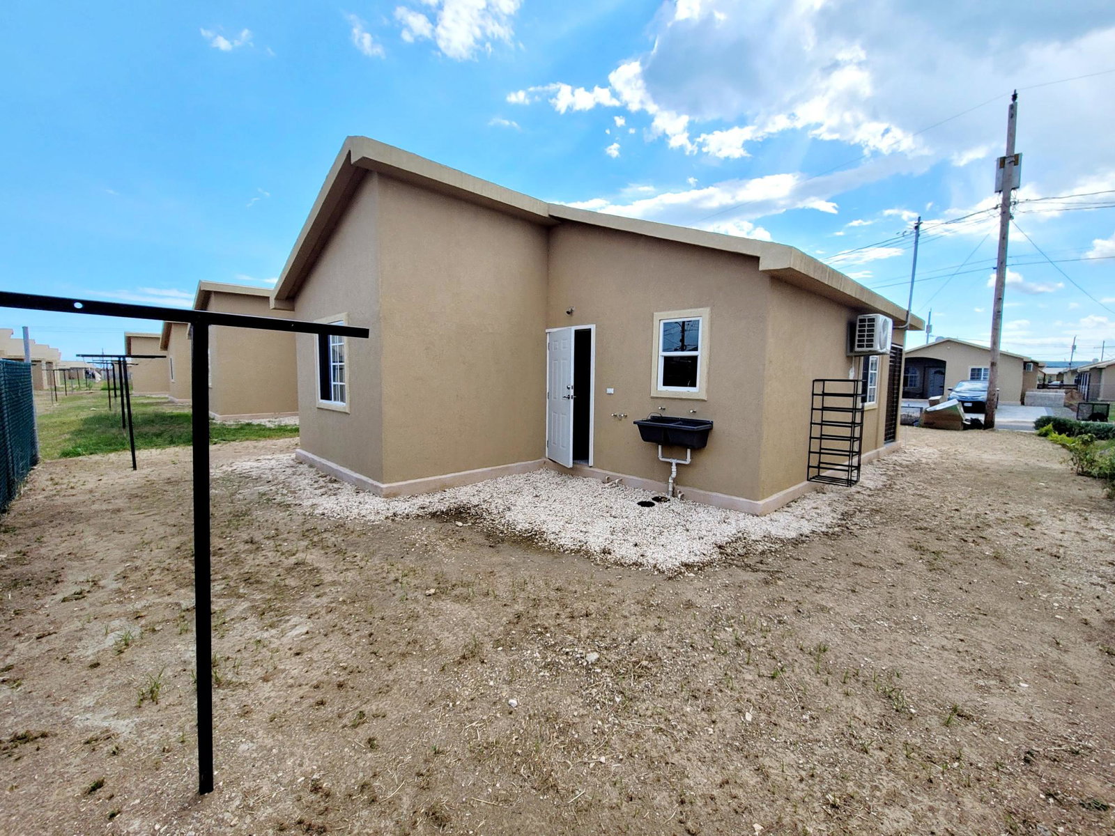 Second image of 413- Phoenix Park Village 2 in Phoenix Park, St. Catherine, Jamaica - property is For Rent
