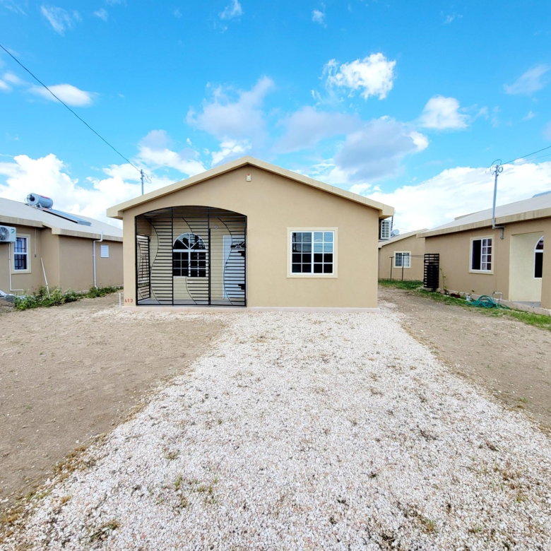 First image of 413- Phoenix Park Village 2 in Phoenix Park, St. Catherine, Jamaica - property is For Rent