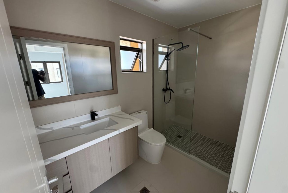 Sixteenth image of 266 Oak Estates, Bernard Lodg in Bernard Lodge, St. Catherine, Jamaica - property is For Rent