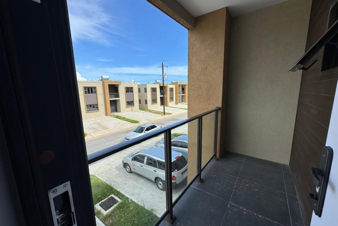 Nineteenth image of 266 Oak Estates, Bernard Lodg in Bernard Lodge, St. Catherine, Jamaica - property is For Rent