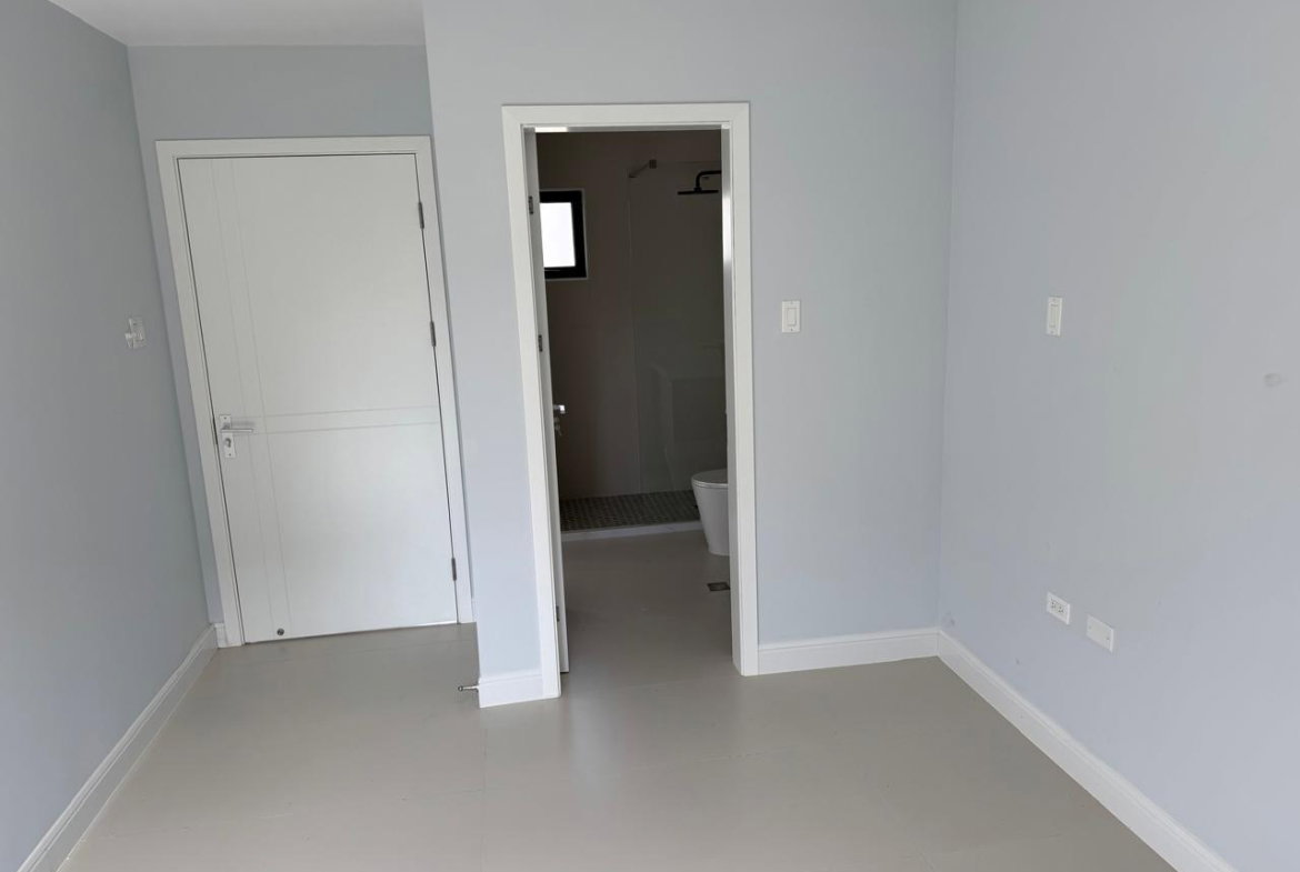 Fifth image of 266 Oak Estates, Bernard Lodg in Bernard Lodge, St. Catherine, Jamaica - property is For Rent