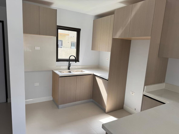 Ninth image of 266 Oak Estates, Bernard Lodg in Bernard Lodge, St. Catherine, Jamaica - property is For Rent