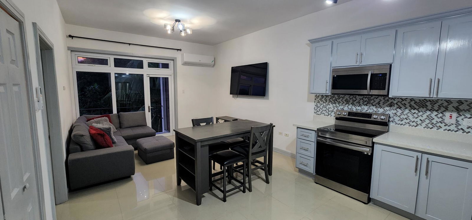 Twenty-Second image of 12-71 Border Avenue in Kingston 19, St. Andrew, Jamaica - property is For Rent