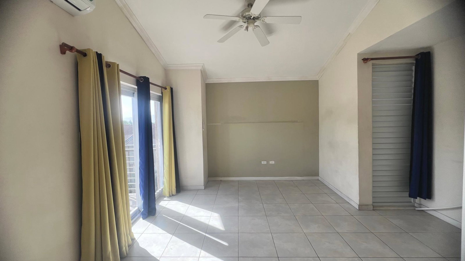 Modern-Split-Level-Apartment-for-Sale-in-Mona-St.-Andrew-Jamaica Seventeenth image of 51-1 Spathodia Avenue in Kingston 6, St. Andrew, Jamaica - property is For Sale
