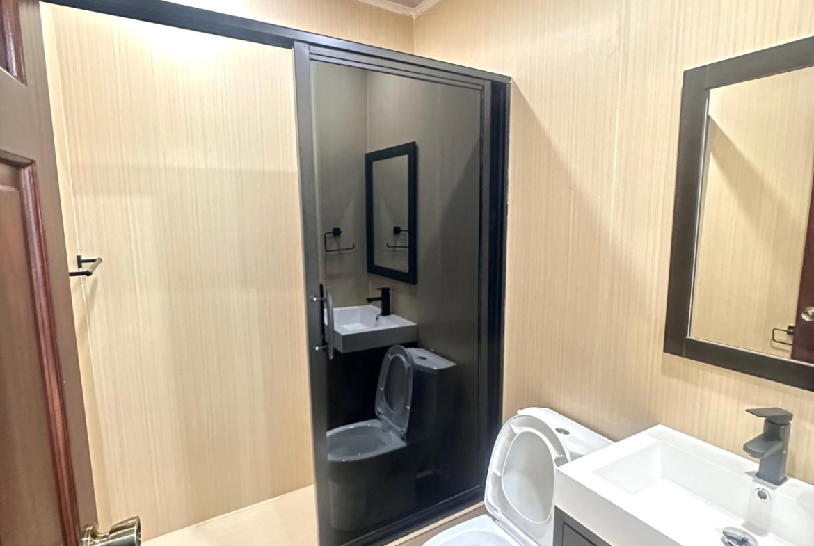 Twelfth image of 2d Vectis Avenue in Kingston 6, St. Andrew, Jamaica - property is For Rent