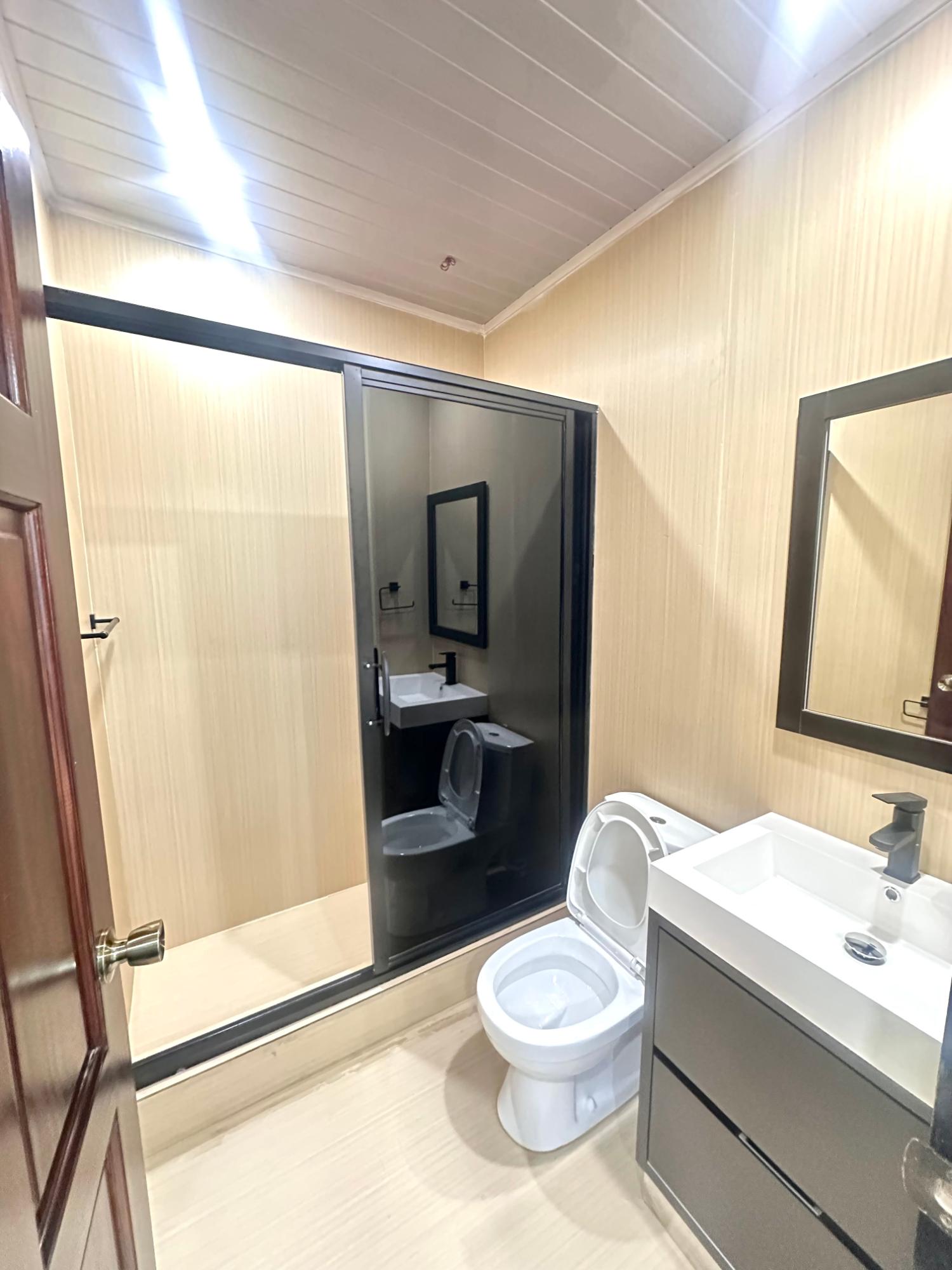 Newly-Renovated-2-Bed-Townhouse-for-Rent-in-Kingston-6-St.-Andrew Twelfth image of 2d Vectis Avenue in Kingston 6, St. Andrew, Jamaica - property is For Rent