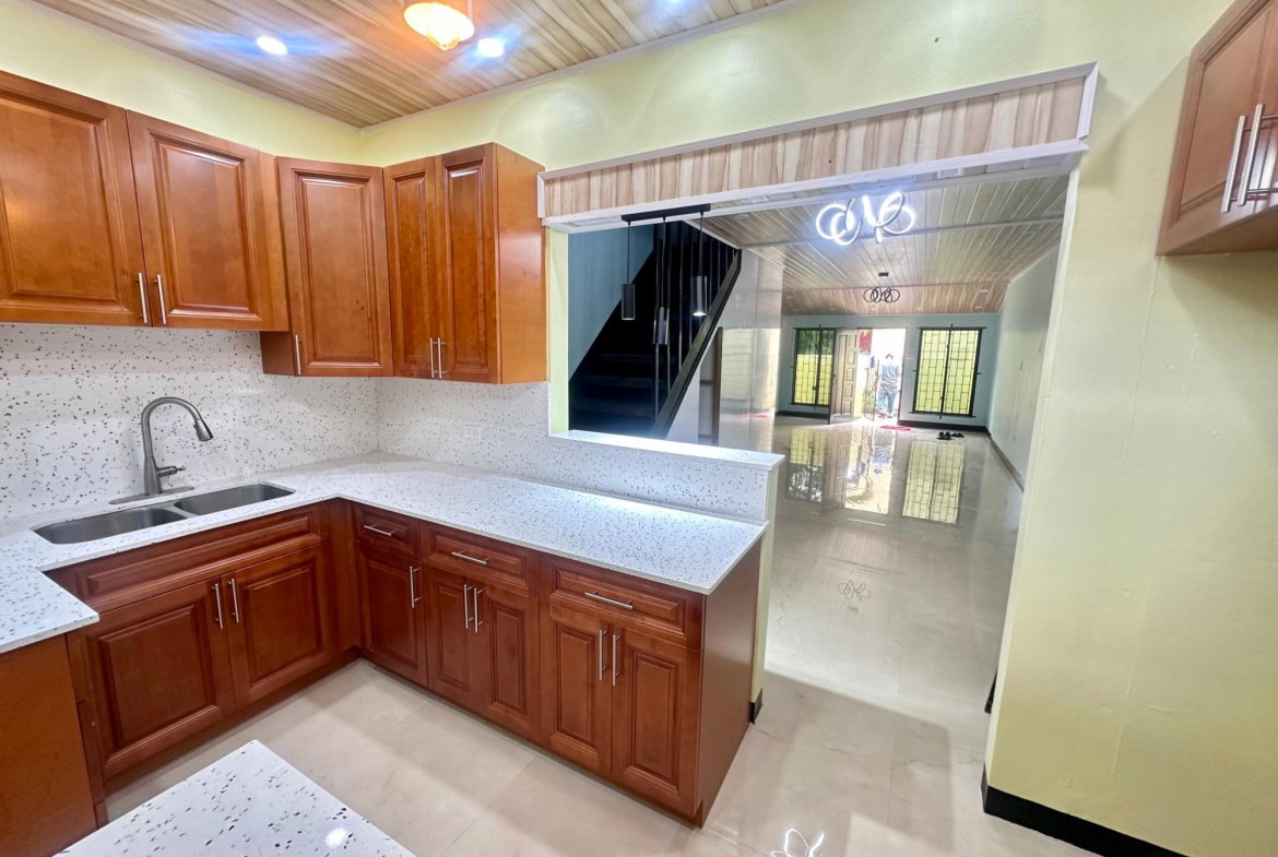 Seventh image of 2d Vectis Avenue in Kingston 6, St. Andrew, Jamaica - property is For Rent