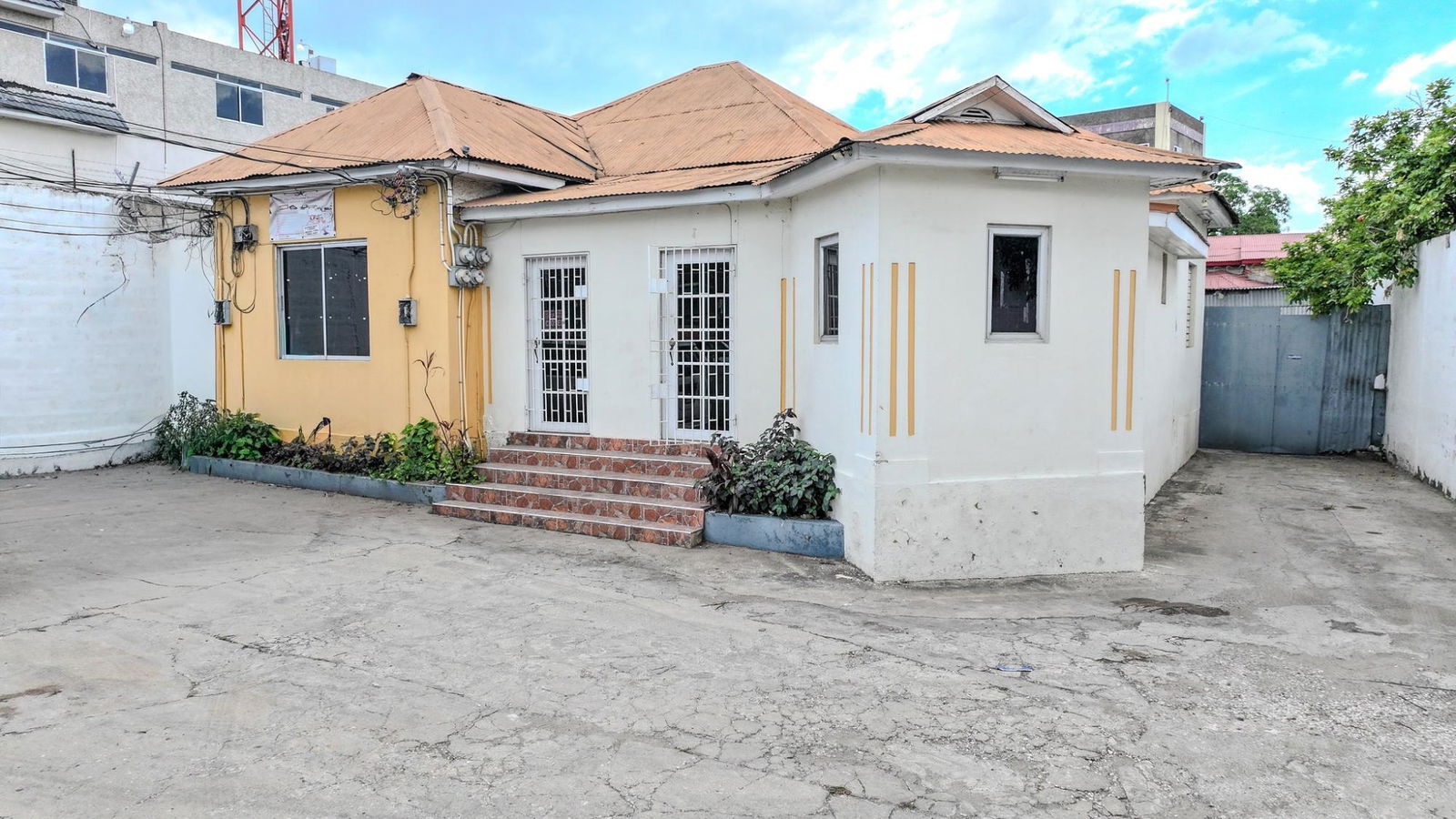 Fourth image of 29 Retirement Rd|cross Roads in Kingston 5, St. Andrew, Jamaica - property is For Rent