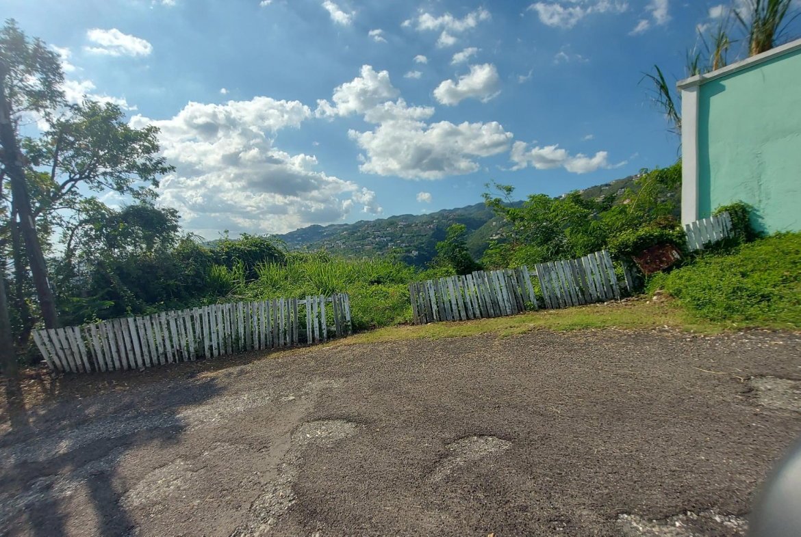 First image of 11 West Oakridge in Kingston 8, St. Andrew, Jamaica - property is For Sale