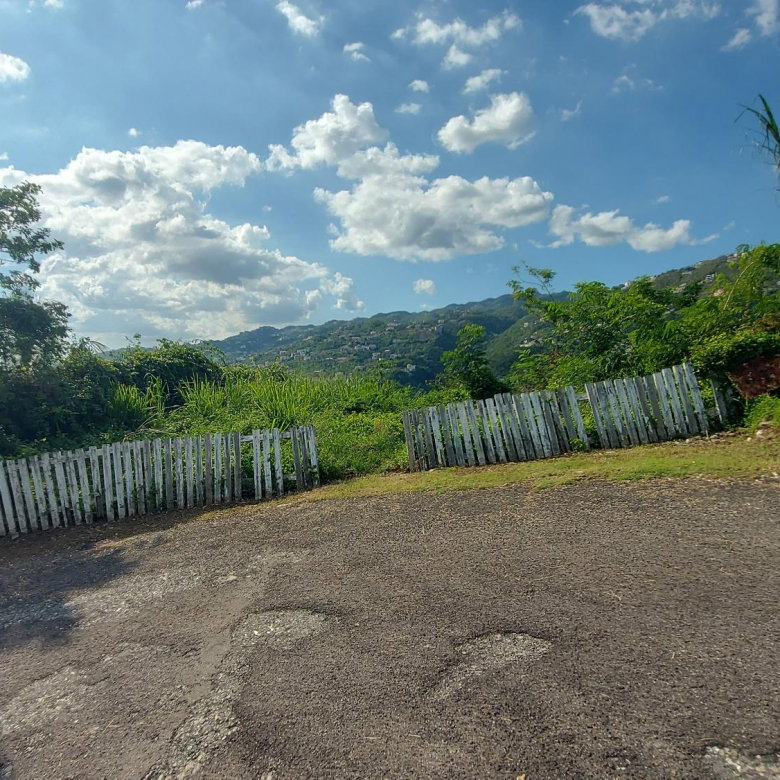First image of 11 West Oakridge in Kingston 8, St. Andrew, Jamaica - property is For Sale