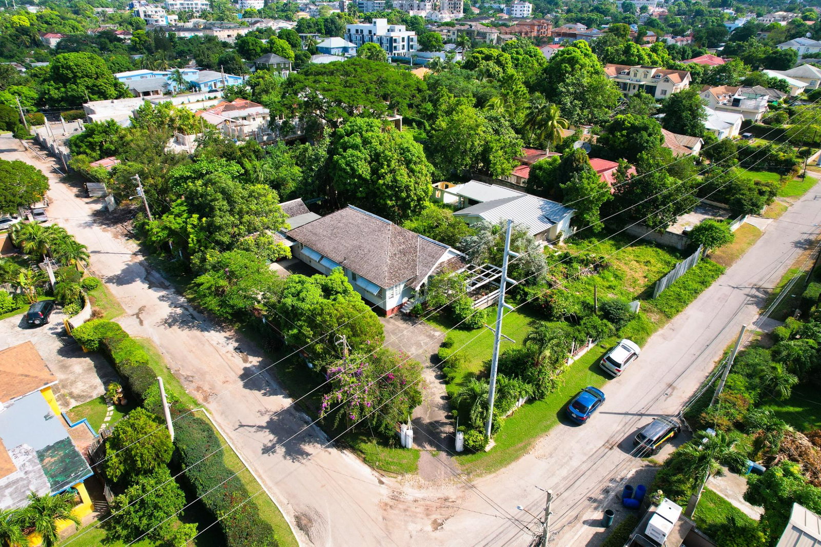 Thirteenth image of 15 Sandhurst Crescent in Kingston 6, St. Andrew, Jamaica - property is For Sale