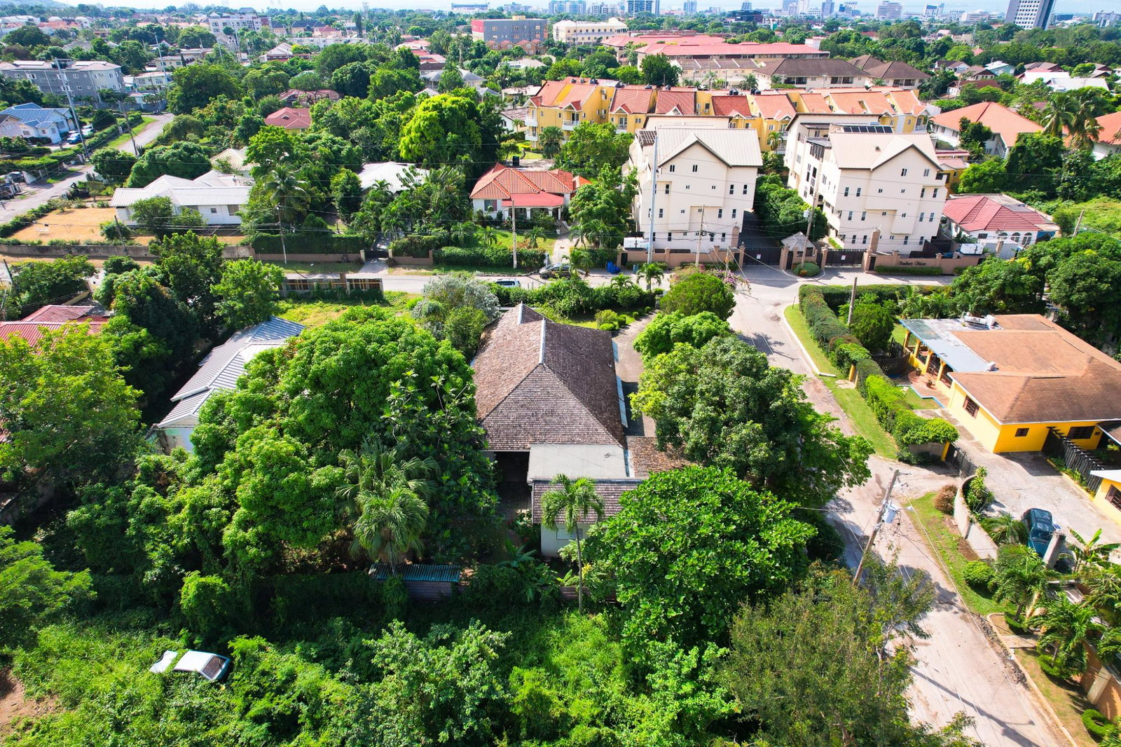 Fifteenth image of 15 Sandhurst Crescent in Kingston 6, St. Andrew, Jamaica - property is For Sale