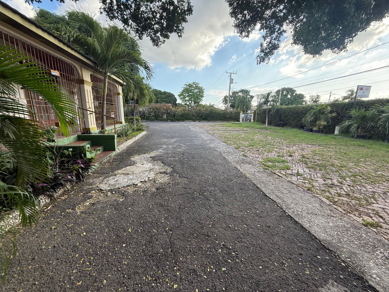 Fifth image of 16 Windsor Avenue, Kingston 5 in Kingston 5, St. Andrew, Jamaica - property is For Sale