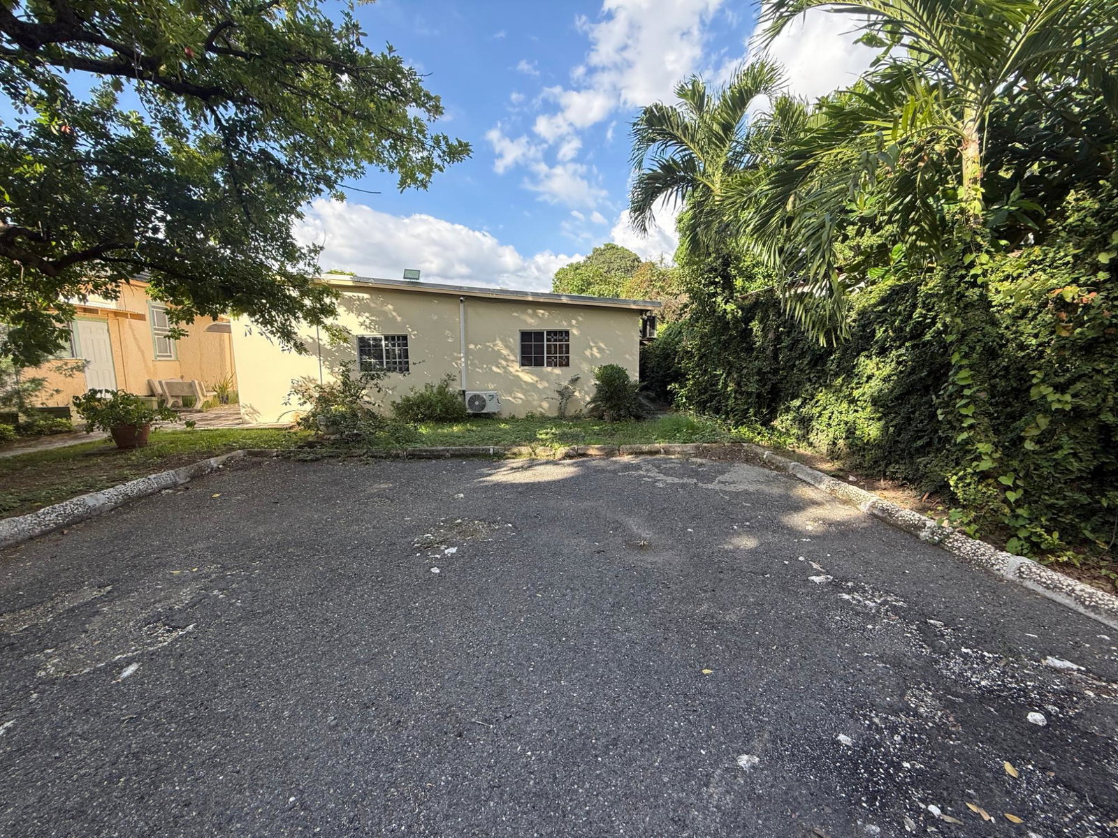 Eighth image of 16 Windsor Avenue, Kingston 5 in Kingston 5, St. Andrew, Jamaica - property is For Sale