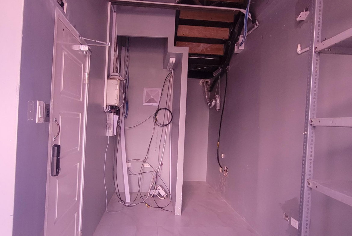 Ninth image of 6-15 Hope Road, Winchester Business Centre in Kingston 10, St. Andrew, Jamaica - property is For Rent