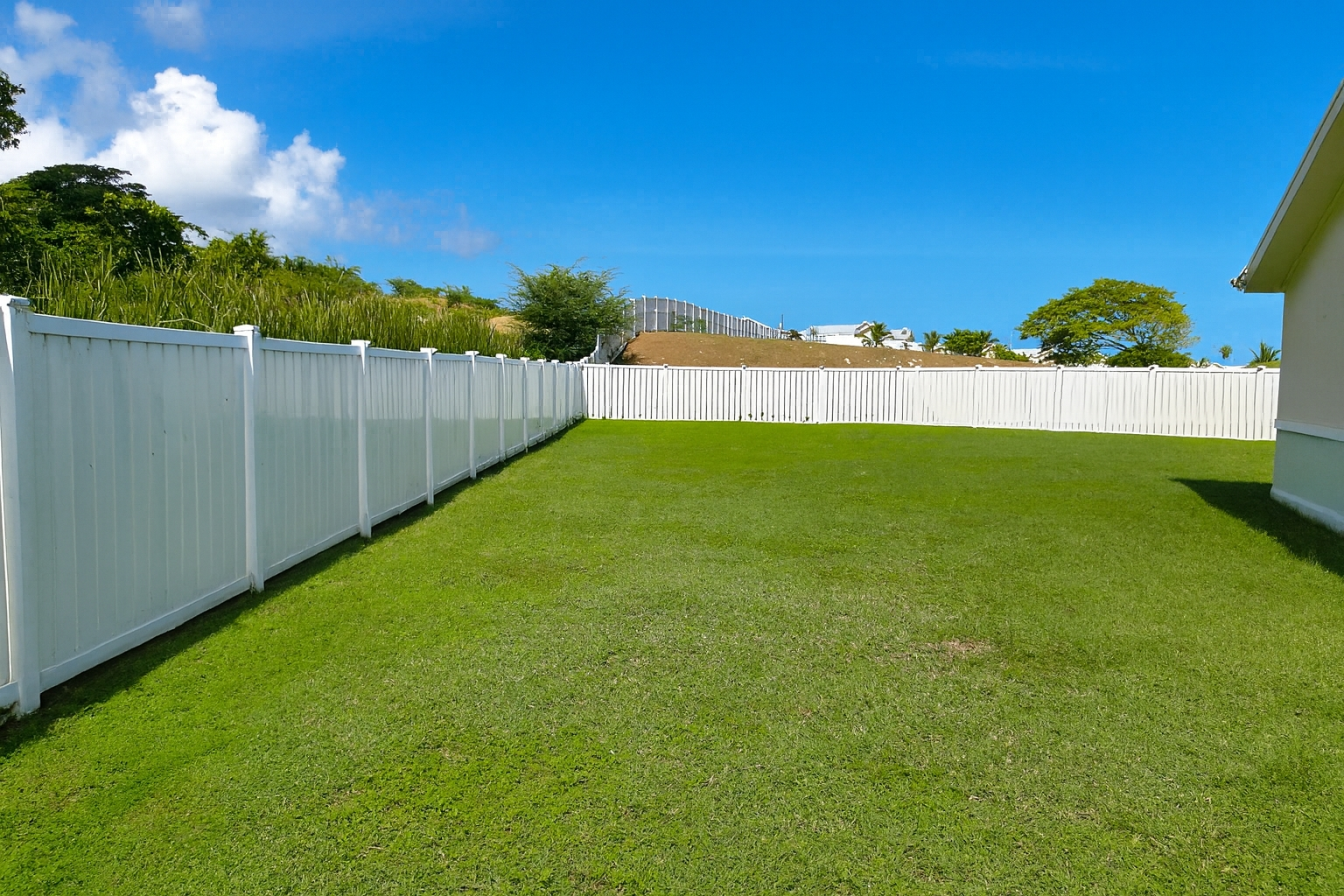 Rare-Double-Lot-Home-for-Sale-in-Ocean-Pointe-Hanover-Jamaica Fifth image of Oceanpointe 2-home Lot in Lucea, Hanover, Jamaica - property is For Sale