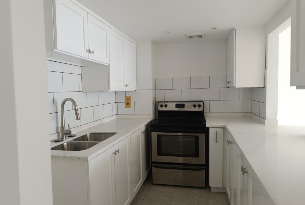 Seventh image of 11b-1-3 Ocean Blvd, Ocean Towers in KINGSTON, Kingston, Jamaica - property is For Rent