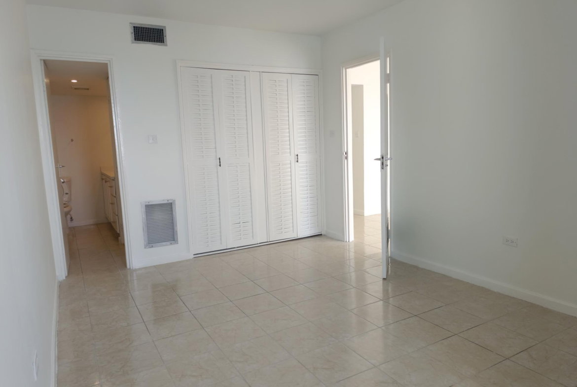 Ninth image of 11b-1-3 Ocean Blvd, Ocean Towers in KINGSTON, Kingston, Jamaica - property is For Rent