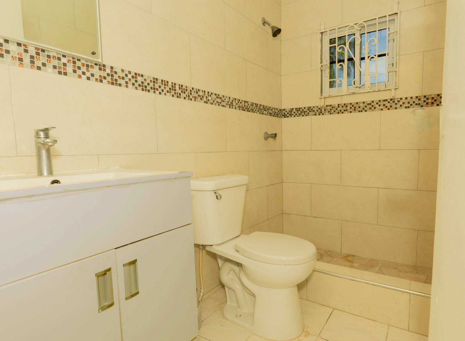 Seventh image of 354 Apple Grove in Eltham Vista, St. Catherine, Jamaica - property is For Rent