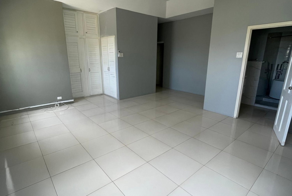 Sixth image of 215 Sandhills Circle, Hellshi in Hellshire Heights, St. Catherine, Jamaica - property is For Rent