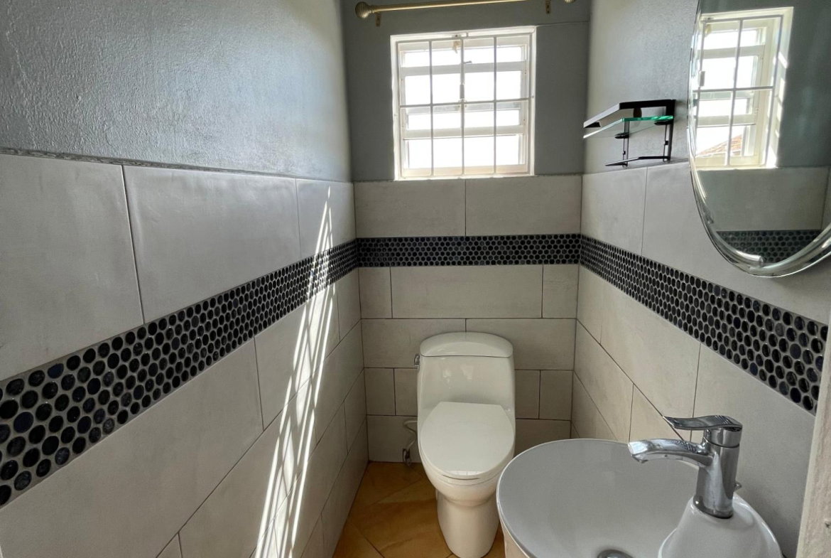 Ninth image of 215 Sandhills Circle, Hellshi in Hellshire Heights, St. Catherine, Jamaica - property is For Rent