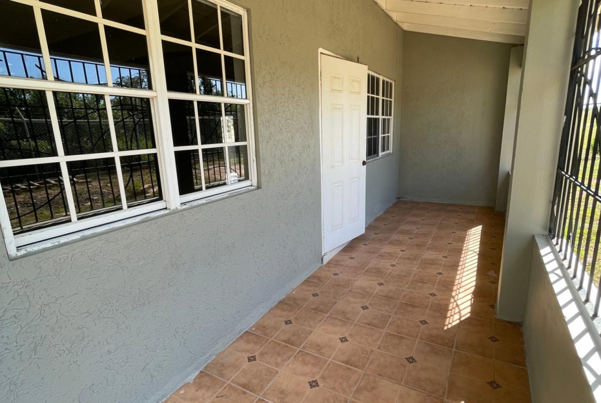 Tenth image of 215 Sandhills Circle, Hellshi in Hellshire Heights, St. Catherine, Jamaica - property is For Rent