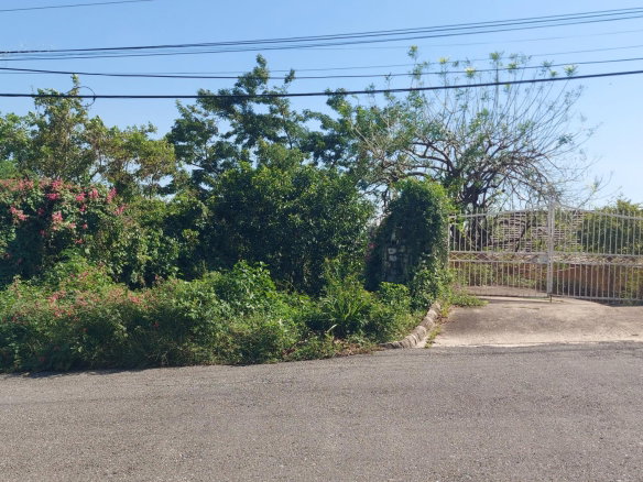 First image of 109 Queen Hill in Kingston 19, St. Andrew, Jamaica - property is For Sale