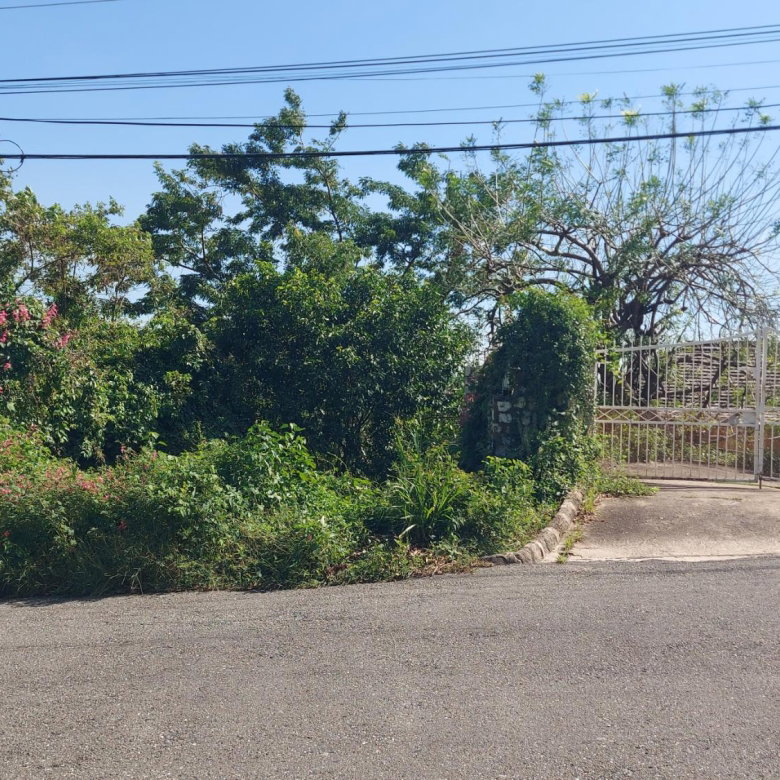 First image of 109 Queen Hill in Kingston 19, St. Andrew, Jamaica - property is For Sale