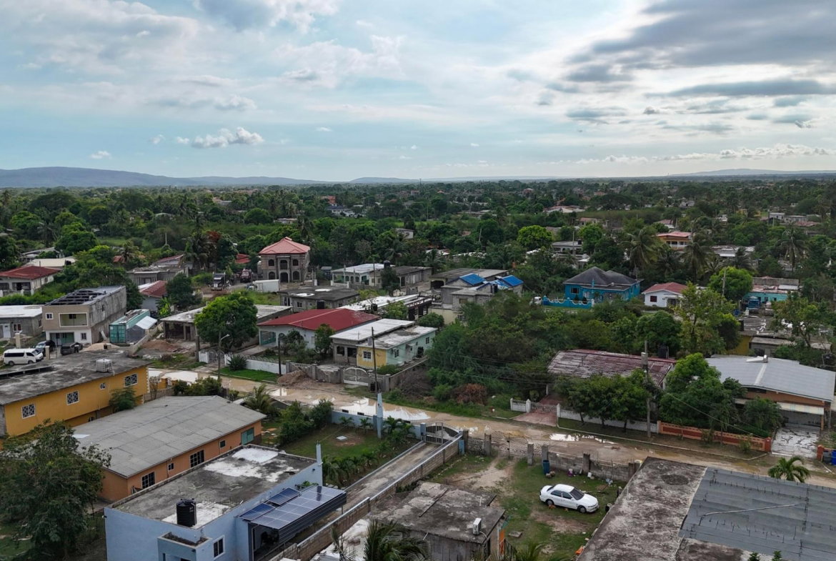 Fourth image of 792 Willowdene Spanish Town in Spanish Town, St. Catherine, Jamaica - property is For Sale