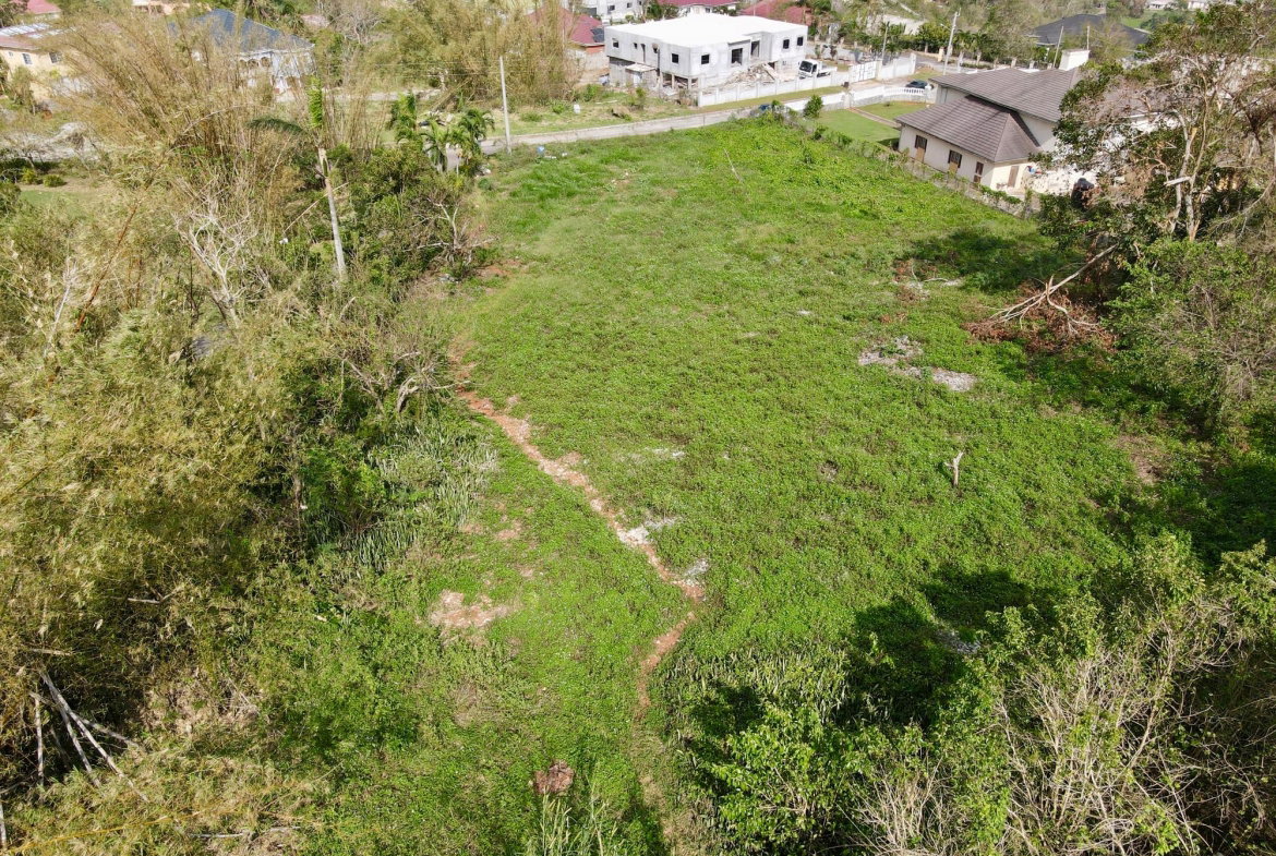 Fourth image of Orange Avenue Ingleside m in Mandeville, Manchester, Jamaica - property is For Sale