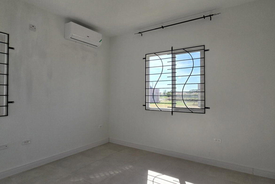 Fourteenth image of 20-20 Albert Huie Rd, Bushy pa in Bushy Park, St. Catherine, Jamaica - property is For Rent