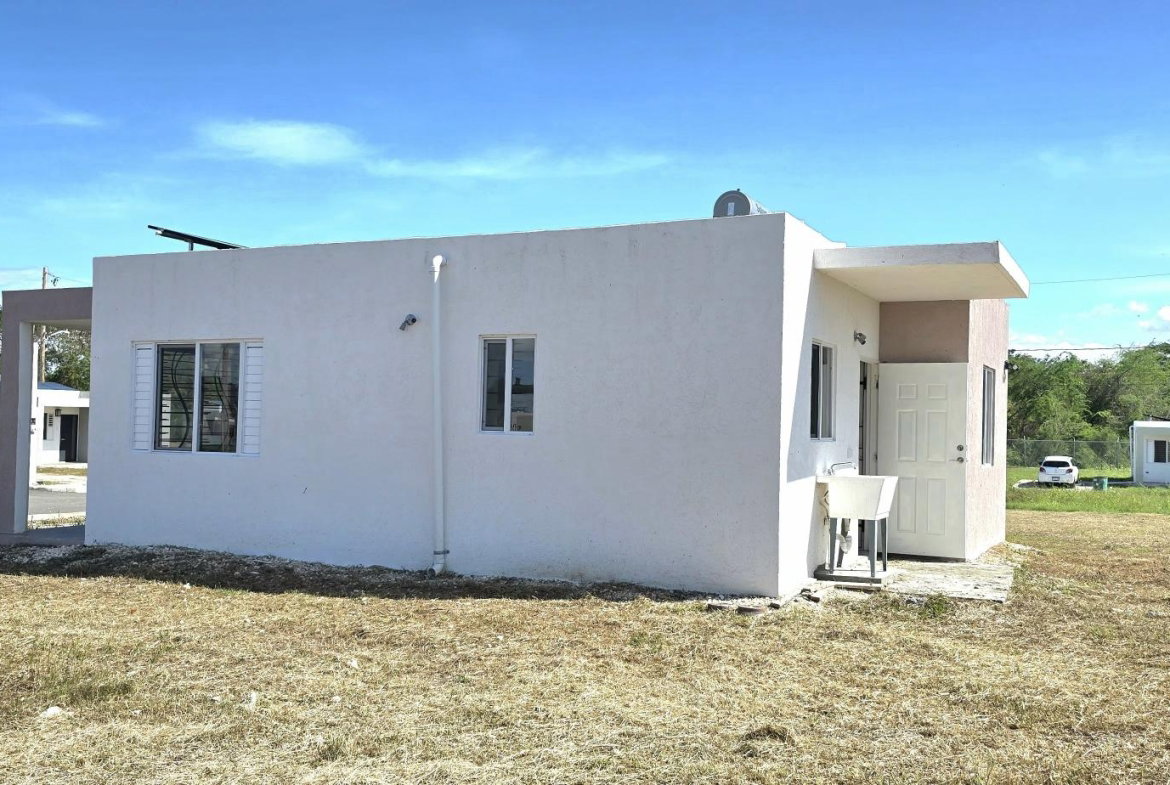 Fourth image of 20-20 Albert Huie Rd, Bushy pa in Bushy Park, St. Catherine, Jamaica - property is For Rent