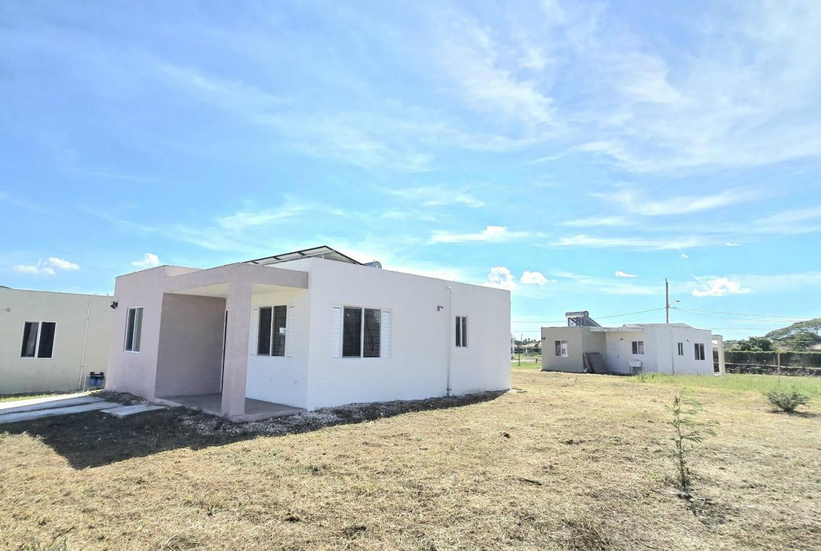 Sixth image of 20-20 Albert Huie Rd, Bushy pa in Bushy Park, St. Catherine, Jamaica - property is For Rent