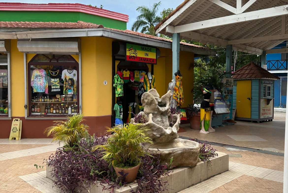 Fifteenth image of Time Square Mall in Negril, Westmoreland, Jamaica - property is For Rent