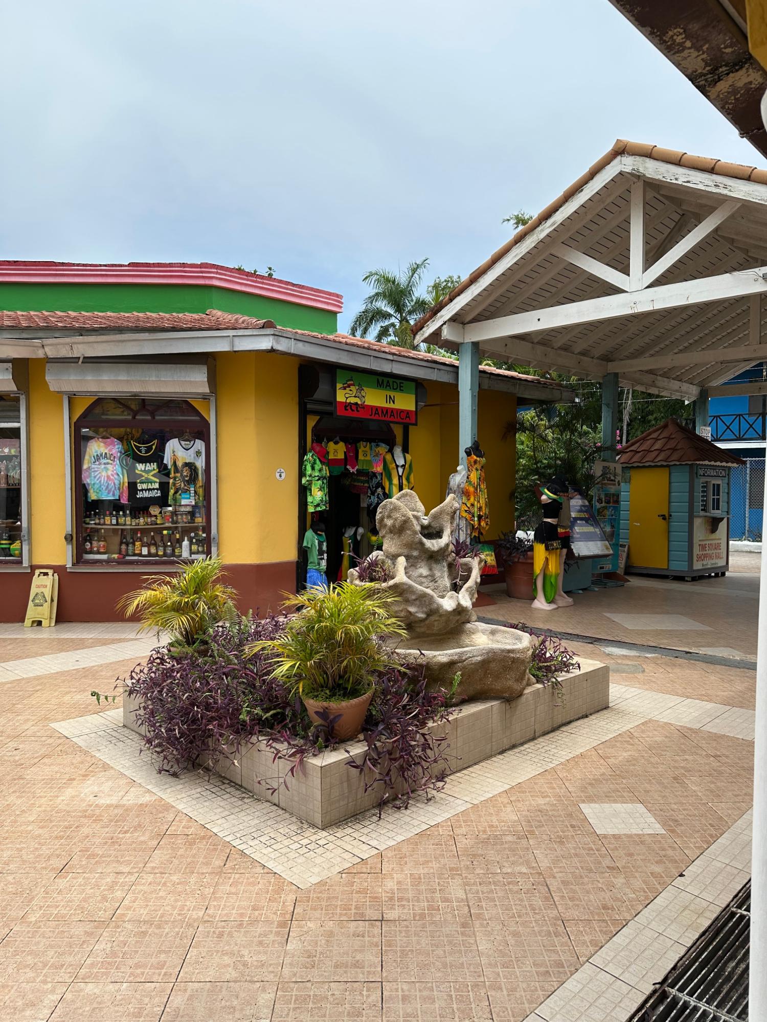 Sixteenth image of Time Square Mall in Negril, Westmoreland, Jamaica - property is For Rent